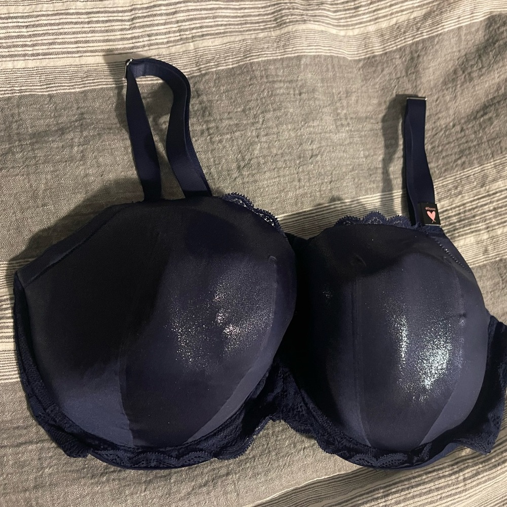 VS Dream Angels- lined Demi push-up Bra- 40DDD